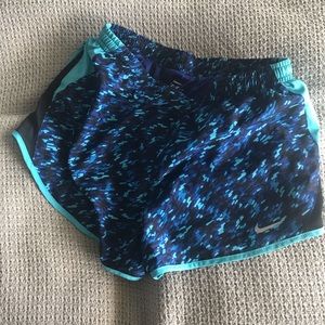 XS Nike shorts